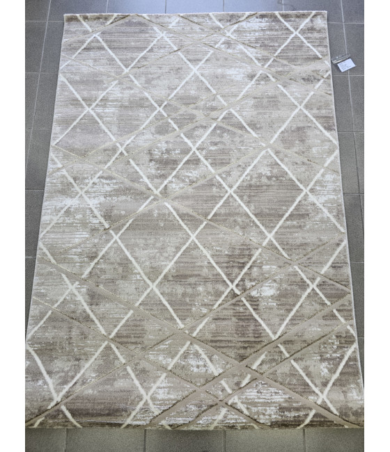 Zara  c 840 b kahve flos